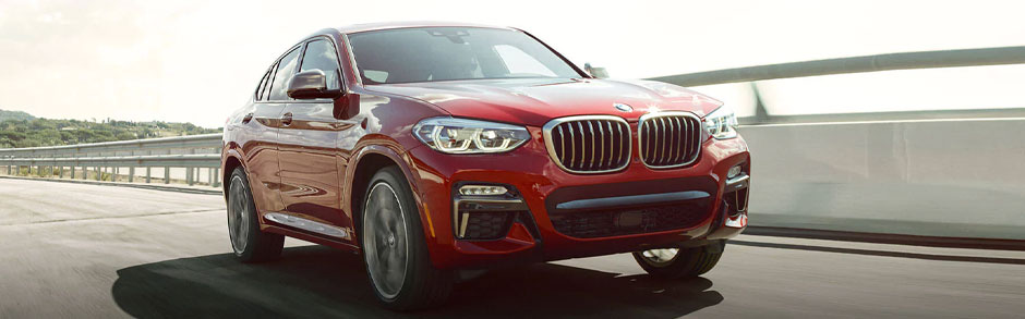 BMW X4 Driving
